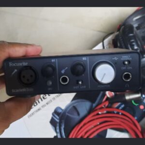 Focusrite Scarlett Solo Studio Bundle 1st Gen